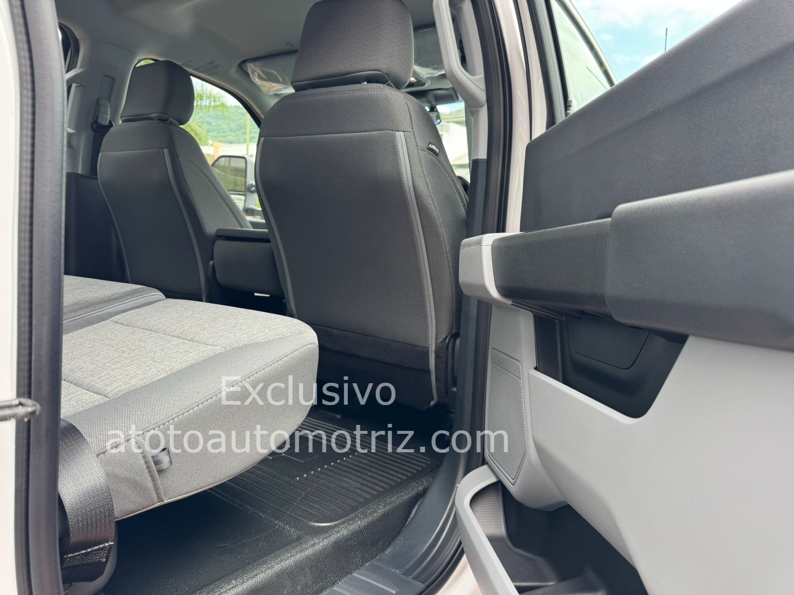 Ford F350 2024 Doble Cabina Automático Blanco