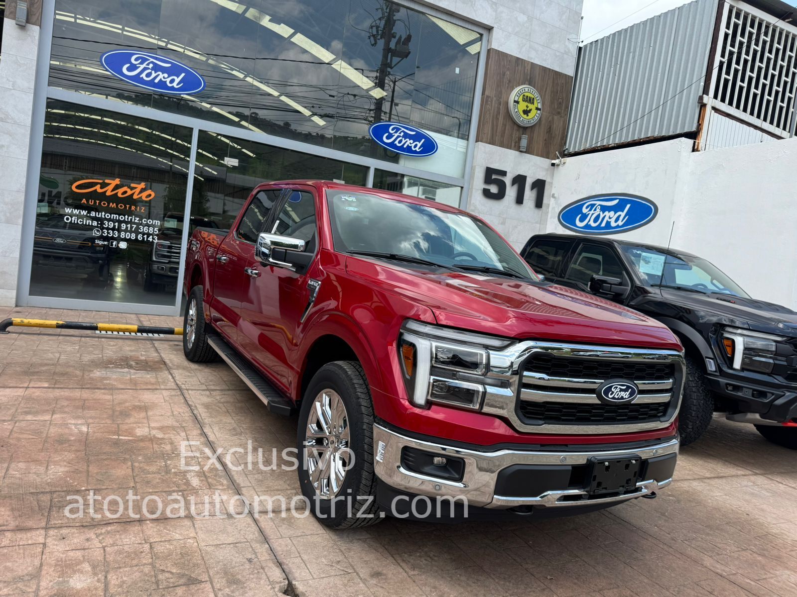 Ford Lobo 2025 Lariat Automático Rojo
