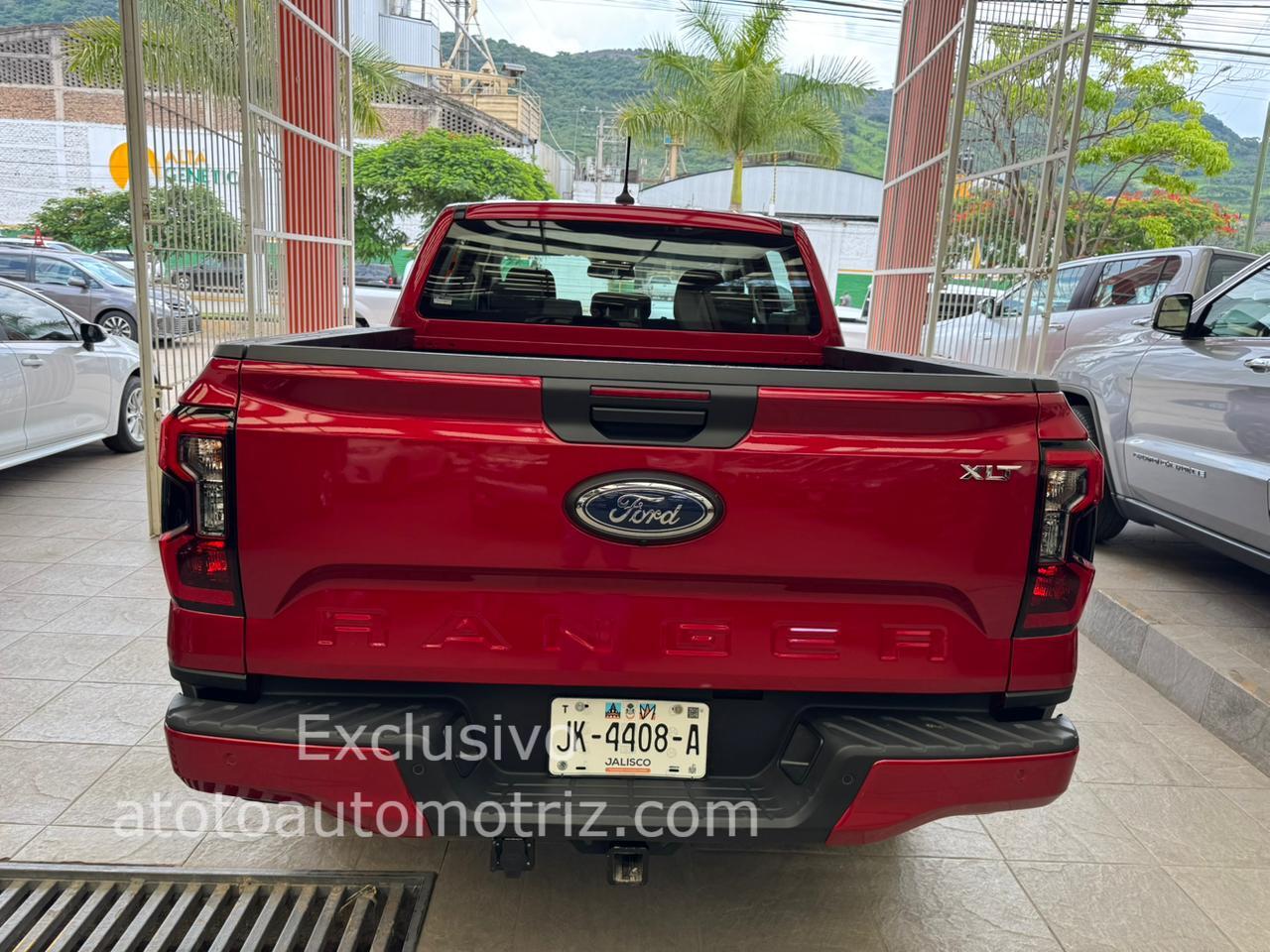 Ford Ranger 2024 XLT Automático Rojo