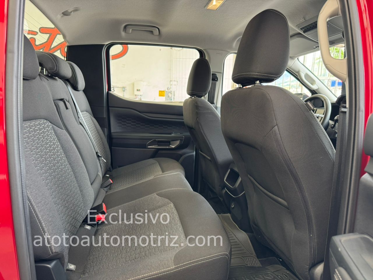 Ford Ranger 2024 XLT Automático Rojo