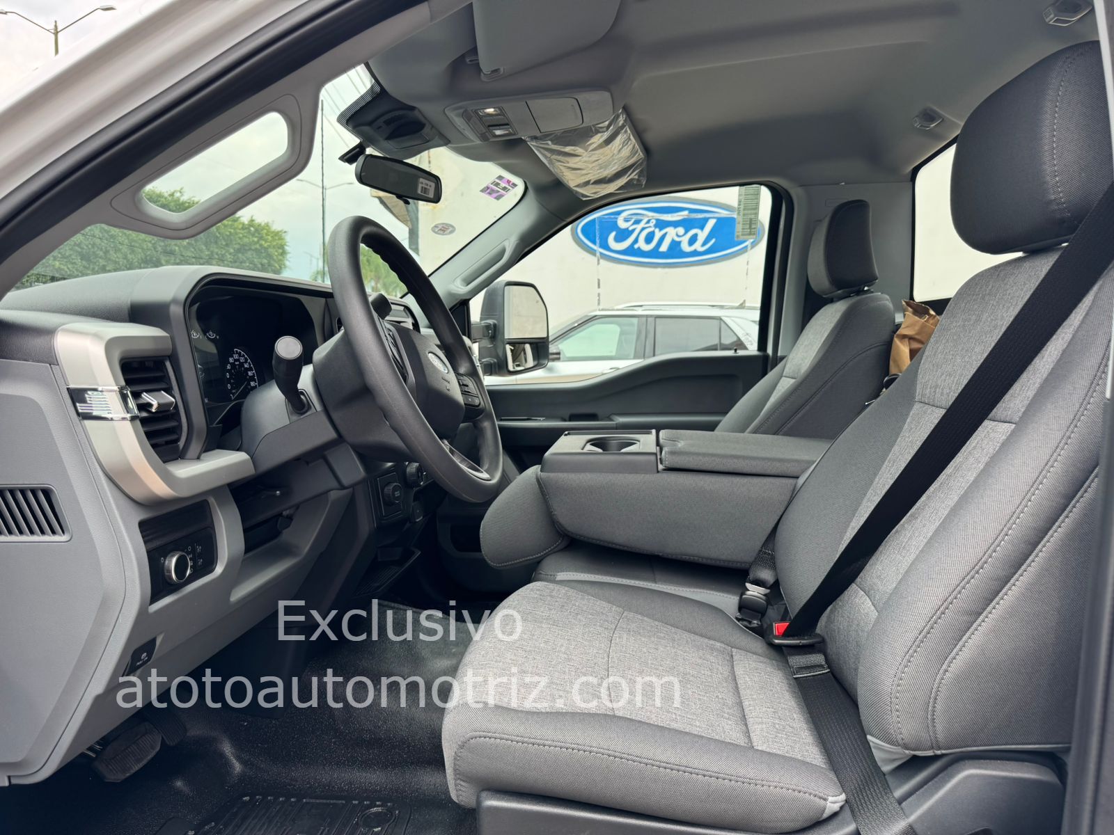 Ford F350 2025 Super Duty Automático Blanco