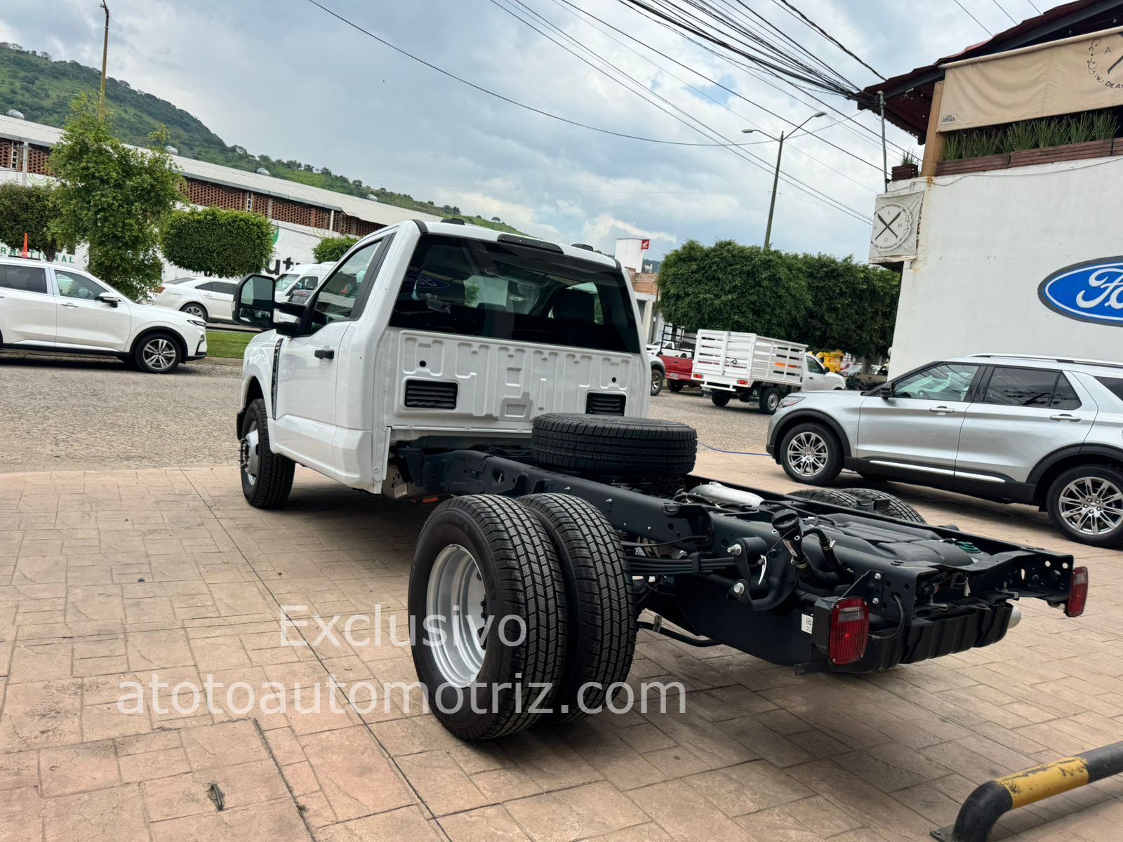 Ford F350 2025 Super Duty Automático Blanco