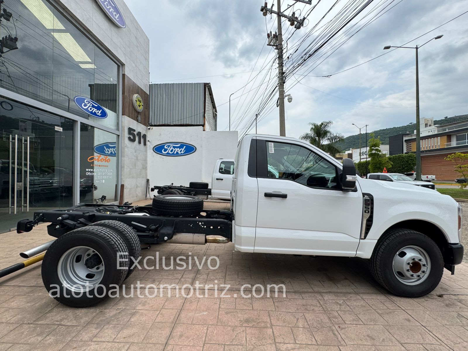 Ford F350 2025 Super Duty Automático Blanco