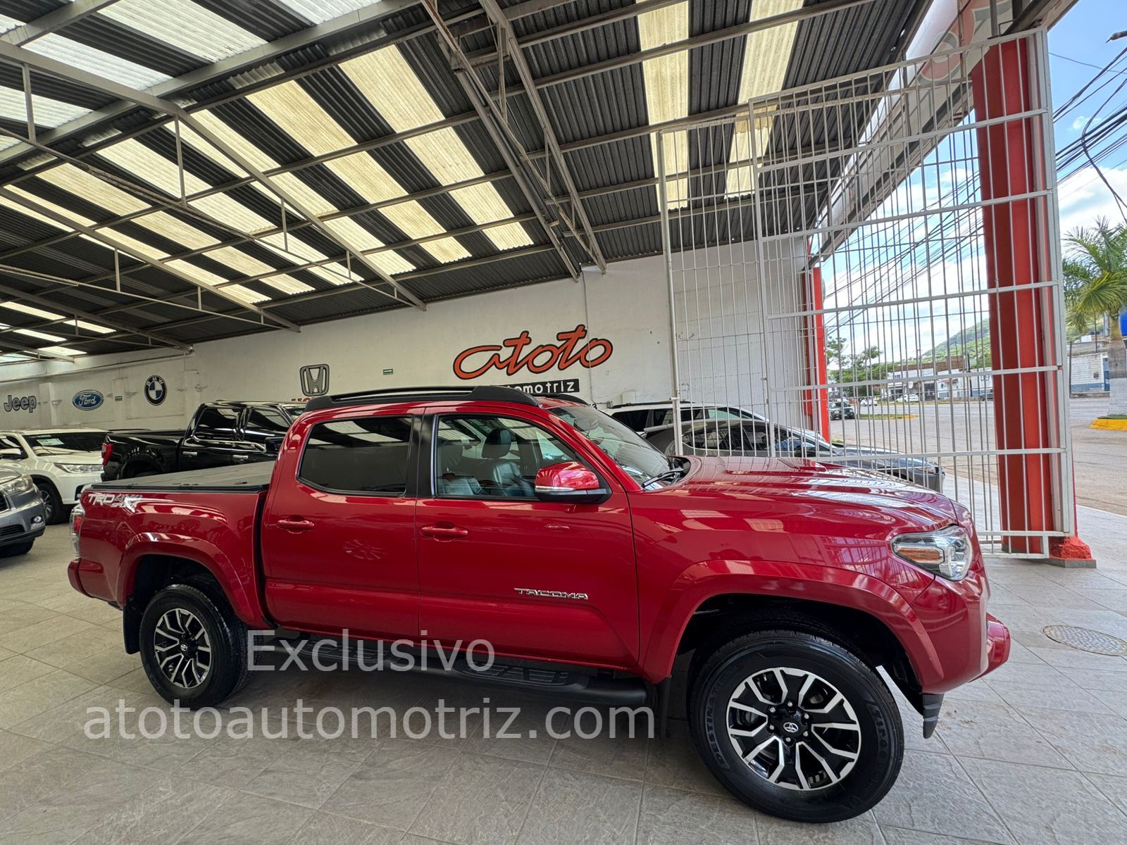 Toyota Tacoma 2020 Edición Especial 4x4 Automático Rojo