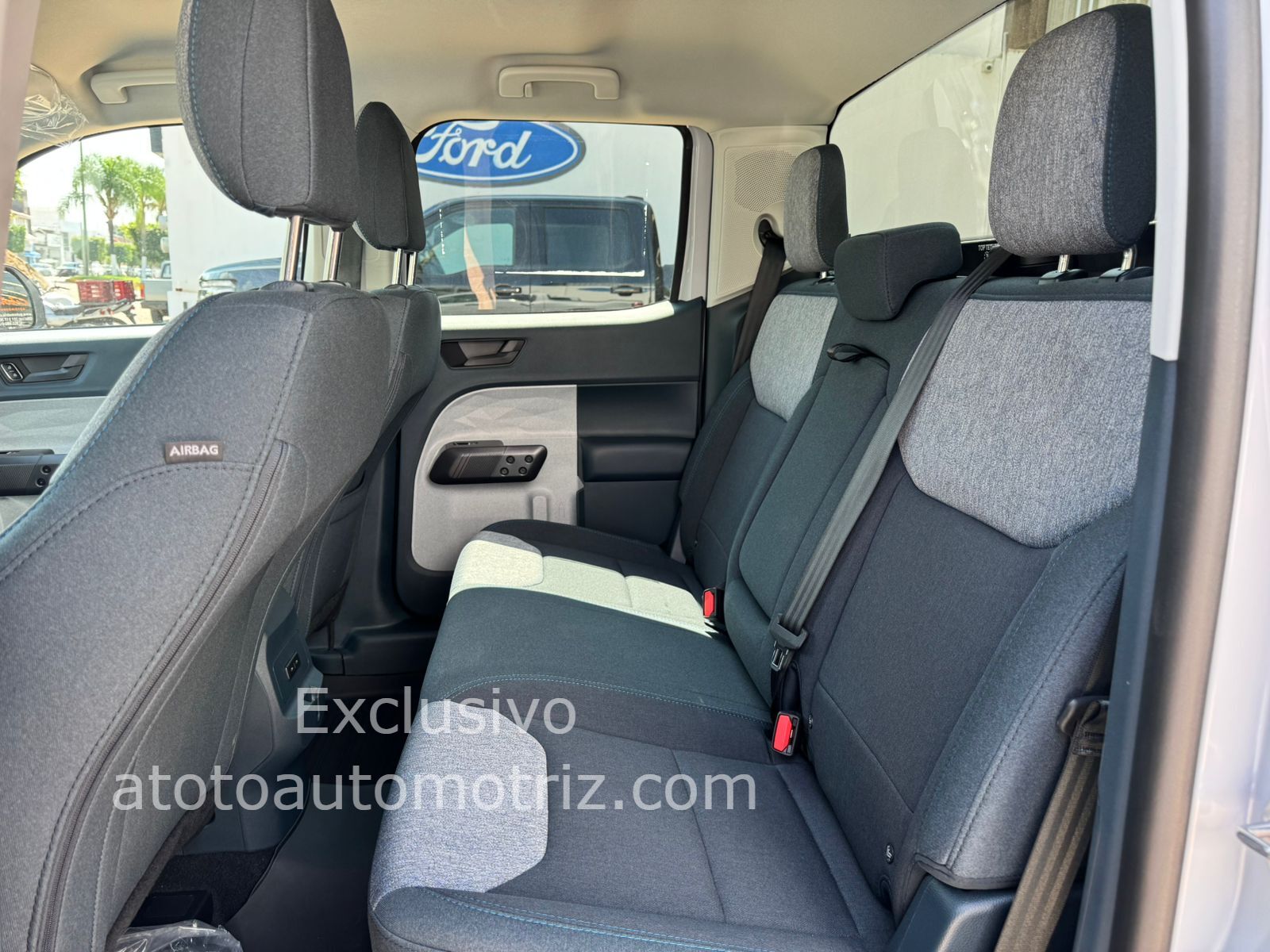Ford Maverick 2025 XLT Automático Blanco