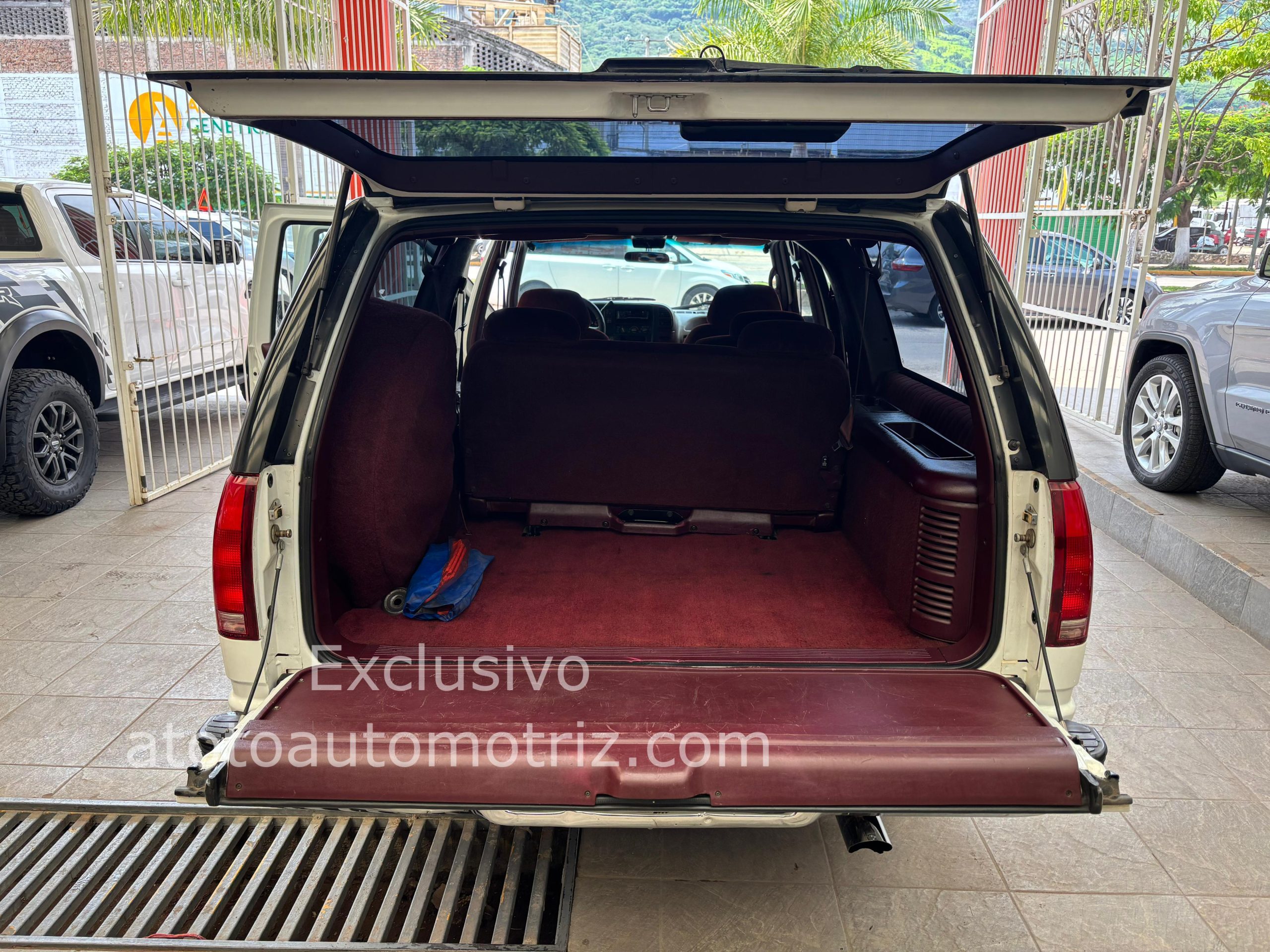 Chevrolet Suburban 1996 Paquete N Automático Blanco