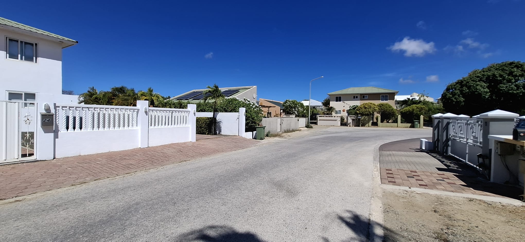 24 Kaya Piano Willemstad Curaçao
