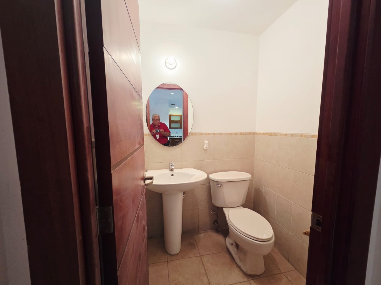 VENTA DE APARTAMENTO EN ZONA 10 - Miniatura 14