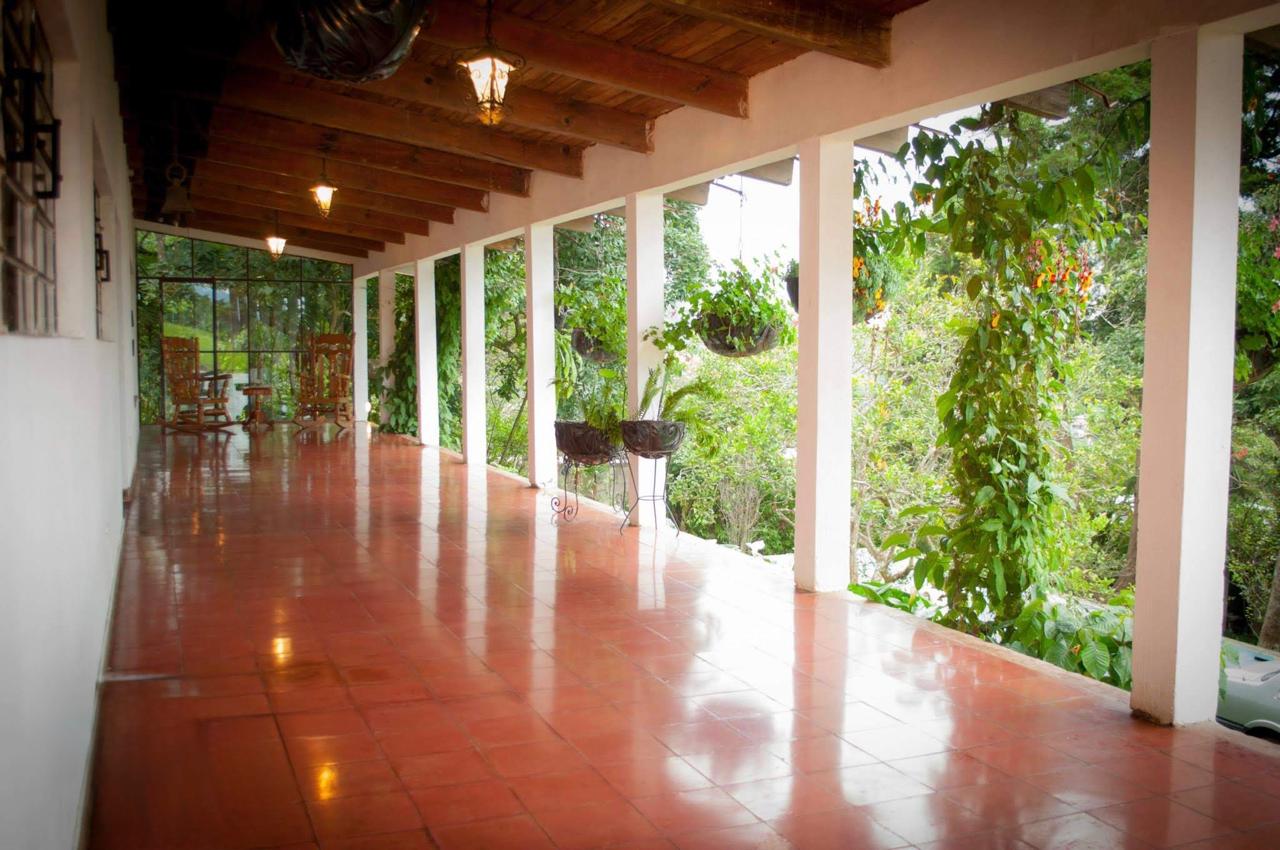 Terreno en venta ideal para retiros, eventos y desarrollo - Miniatura 18
