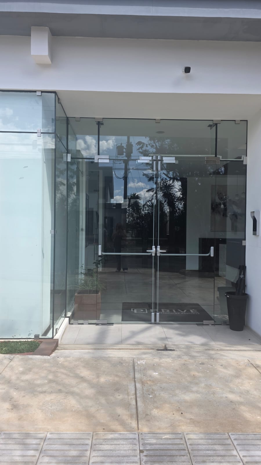 EXCLUSIVO APARTAMENTO EN VENTA | BOUTIQUE PRIVÉ, ZONA 15 - Image 2