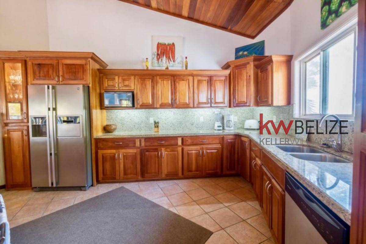 #Belize Beachfront Villa South of  San Pedro Town #Belize Beachfront Villa South of  San Pedro Town #Belize Beachfront Villa South of  San Pedro Town San Pedro - Ambergris Caye Belize District