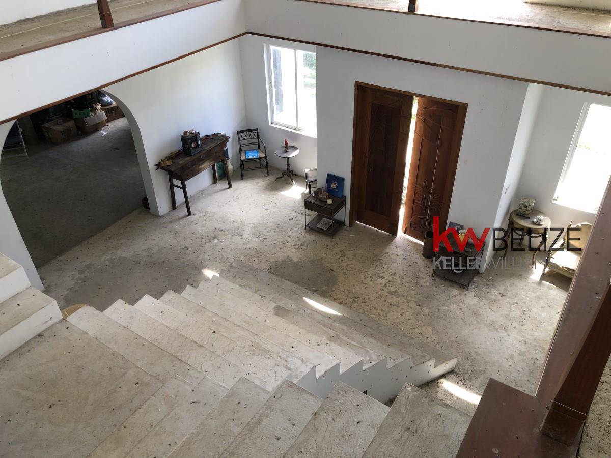 #Coastal Road Home on 224 Acres near the Southern Lagoon Manatee-Gales Point Belize District