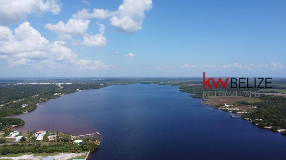 #Lagoon Front Property on Northern Highway Corozal Corozal Corozal District