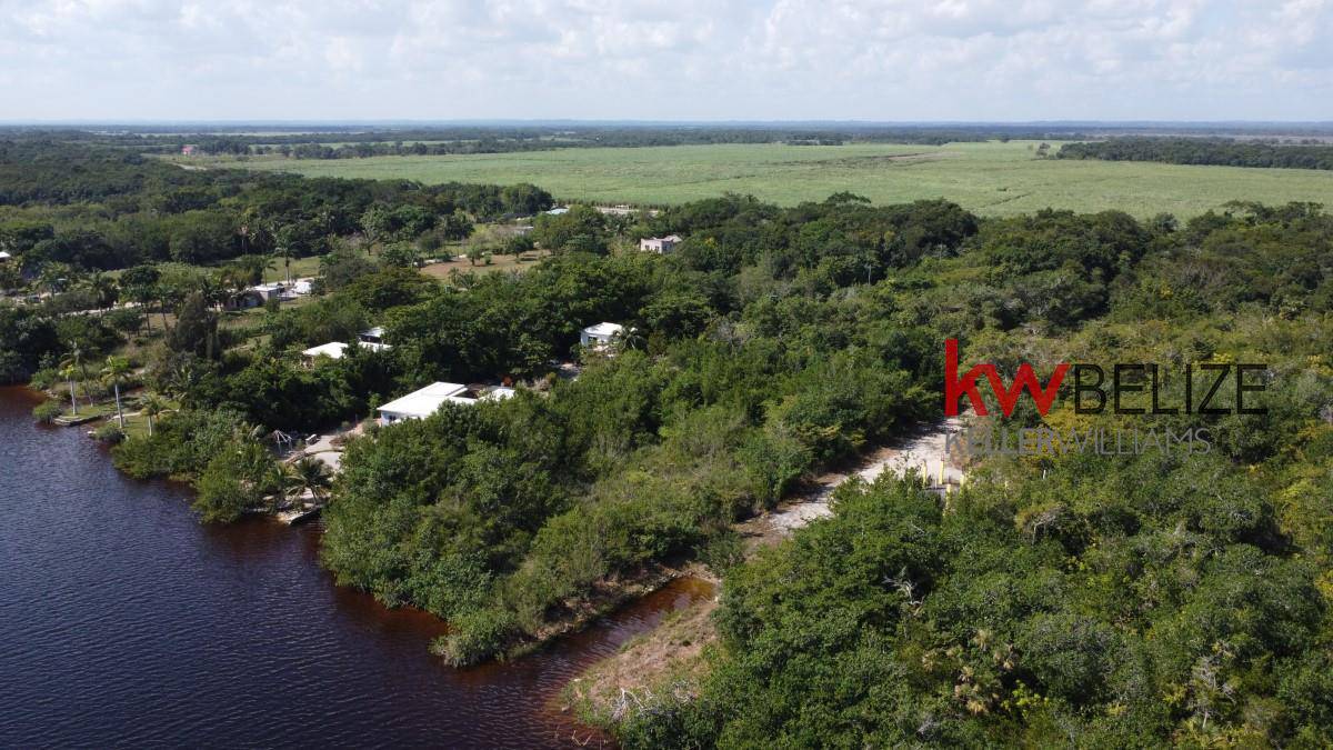 #Lagoon Front Property on Northern Highway Corozal Corozal Corozal District