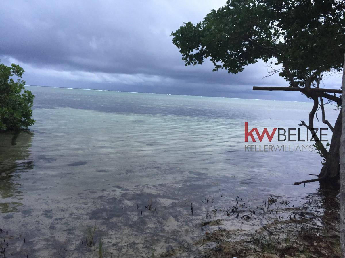 Belize Two Lots on Monkeyman Caye-Turneffe Atoll Monkeyman Caye - Turneffe Atoll Belize District