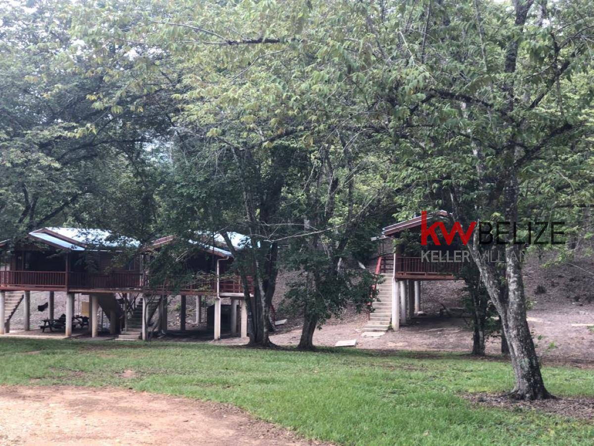 #Six Cabins on 4 acres in Santa Elena Cayo Santa Elena Cayo District