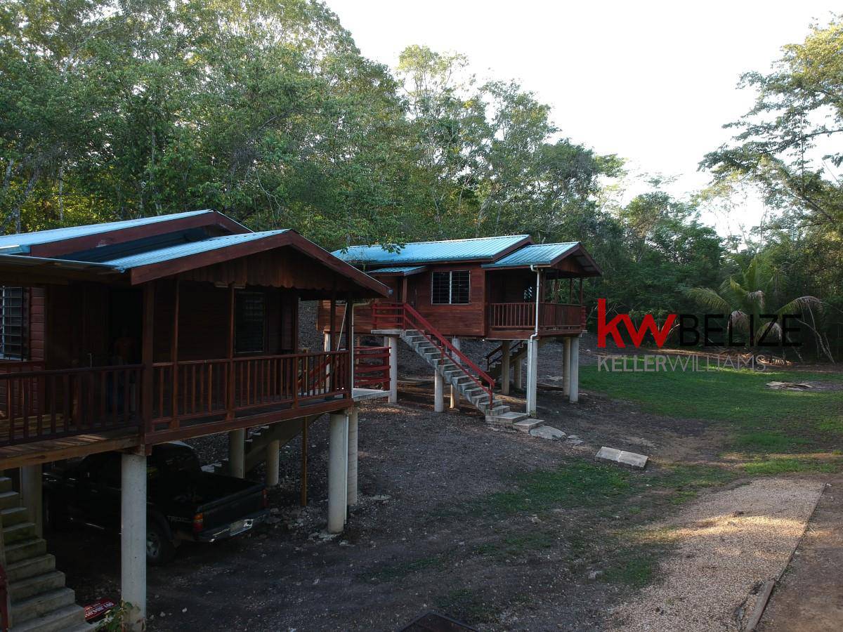 #Six Cabins on 4 acres in Santa Elena Cayo Santa Elena Cayo District