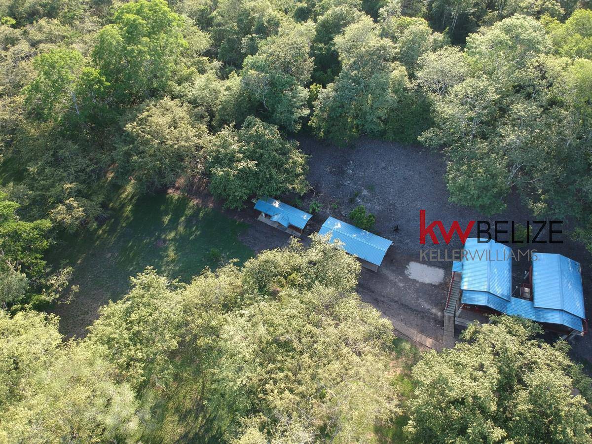 #Six Cabins on 4 acres in Santa Elena Cayo Santa Elena Cayo District
