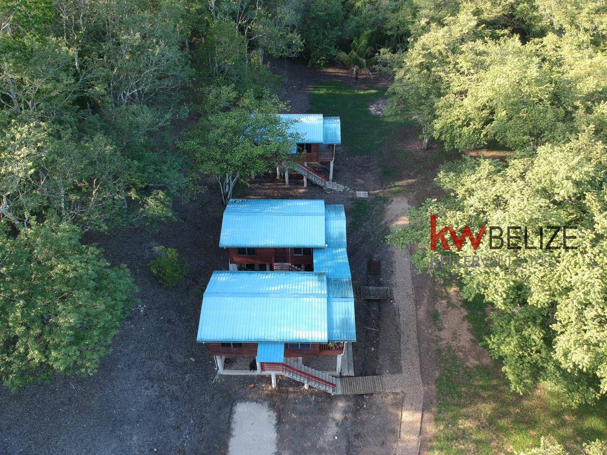 #Six Cabins on 4 acres in Santa Elena Cayo Santa Elena Cayo District