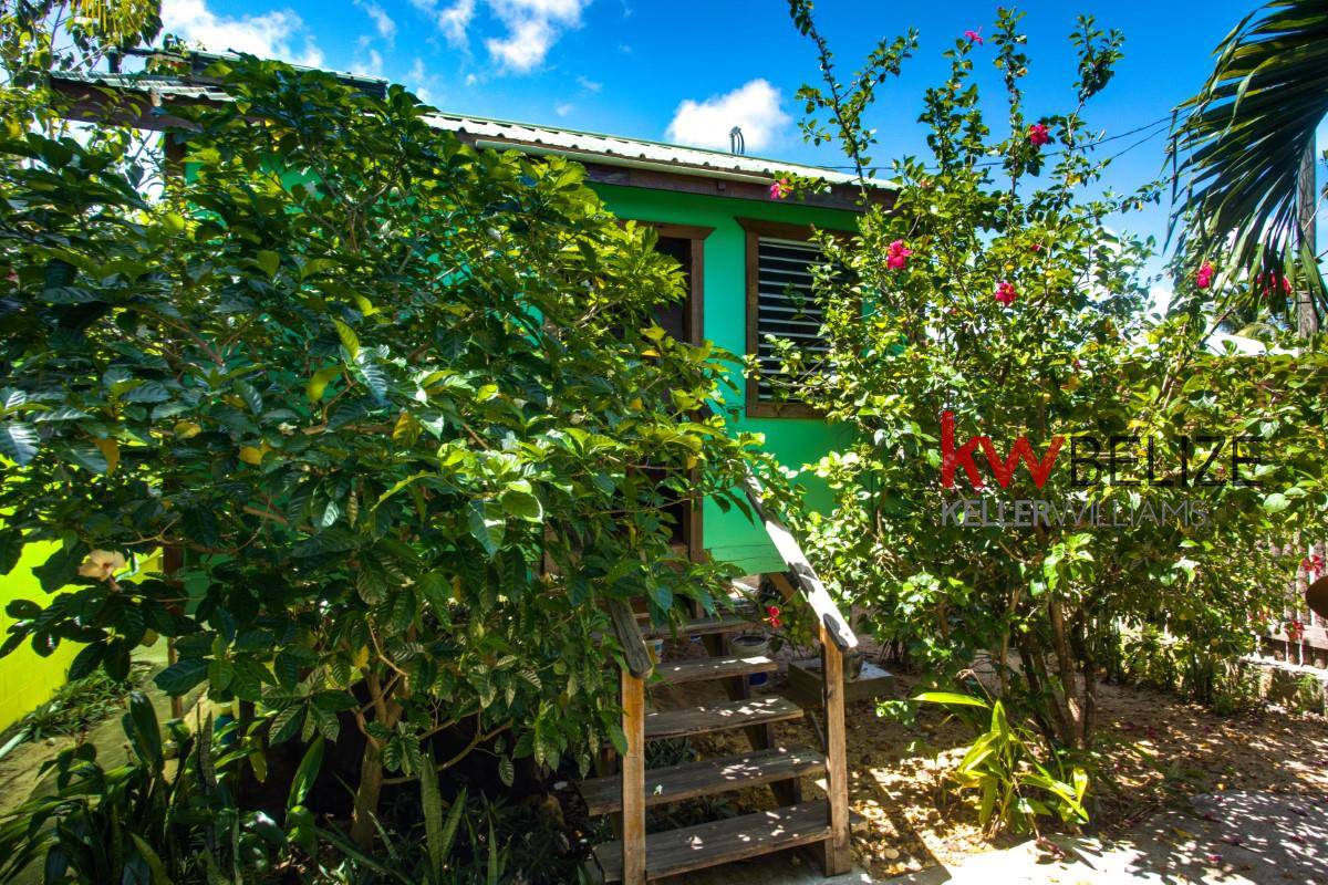 #Belize Turn-Key Backpacker Hostel for Sale in Hopkins #Belize Turn-Key Backpacker Hostel for Sale in Hopkins Hopkins Stann Creek District