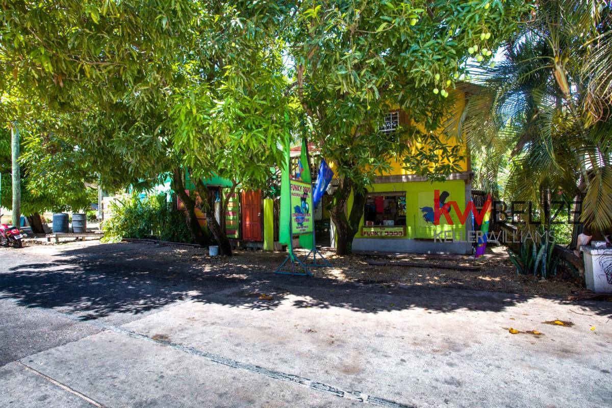 #Belize Turn-Key Backpacker Hostel for Sale in Hopkins #Belize Turn-Key Backpacker Hostel for Sale in Hopkins Hopkins Stann Creek District