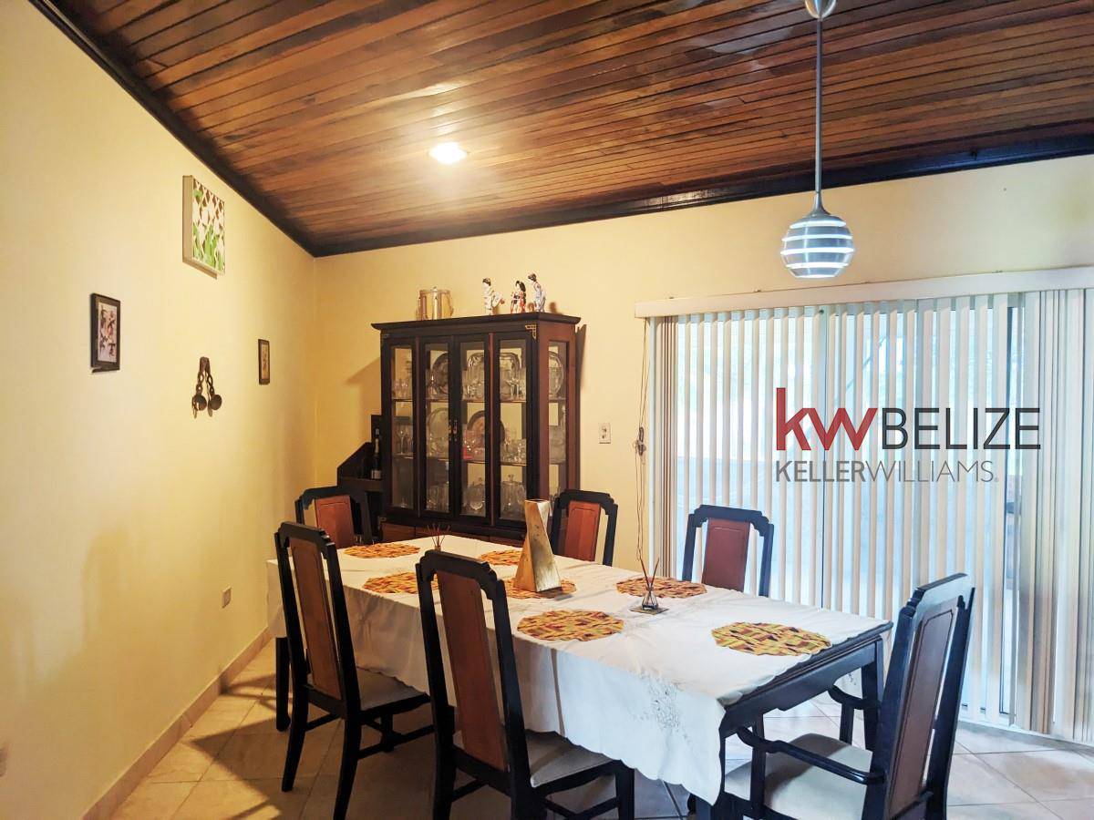 Stunning Property with 2000 Feet Lake Frontage Orange Walk Town Orange Walk District