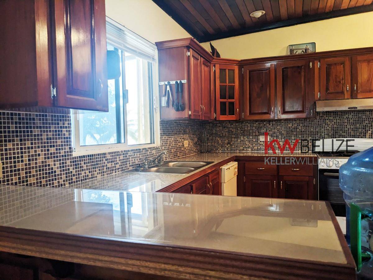 Stunning Property with 2000 Feet Lake Frontage Orange Walk Town Orange Walk District
