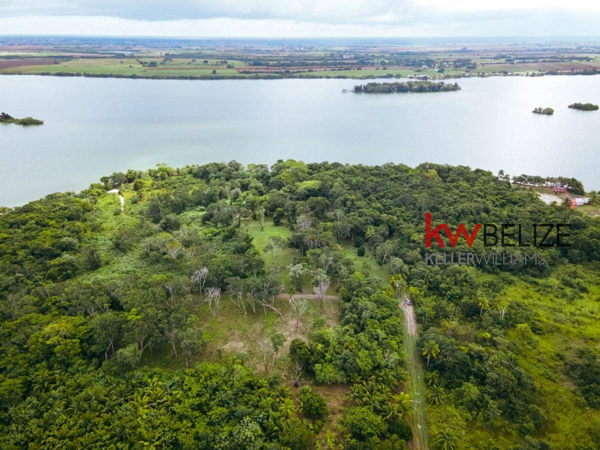 #Belize Lot Near Progresso Lagoon Progresso Corozal District