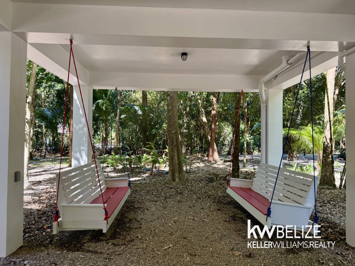 Placencia Road Maya Beach Stann Creek District