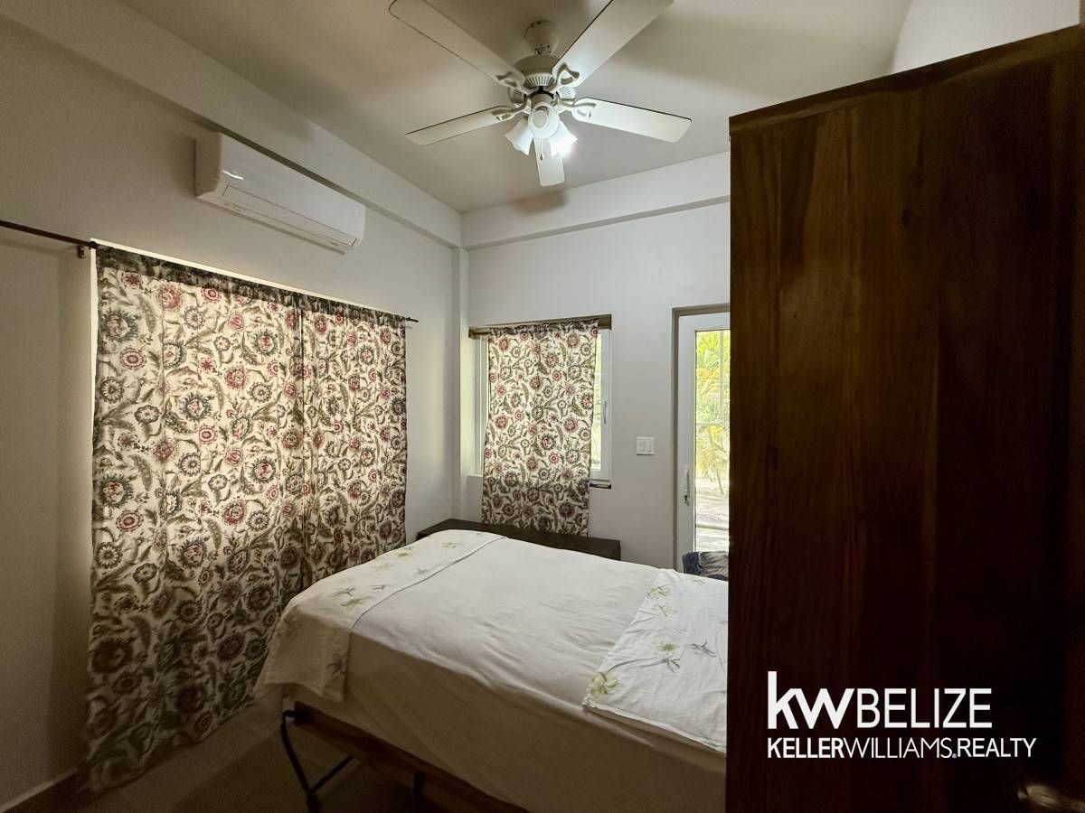 1152 Placencia Road Placencia Stann Creek District