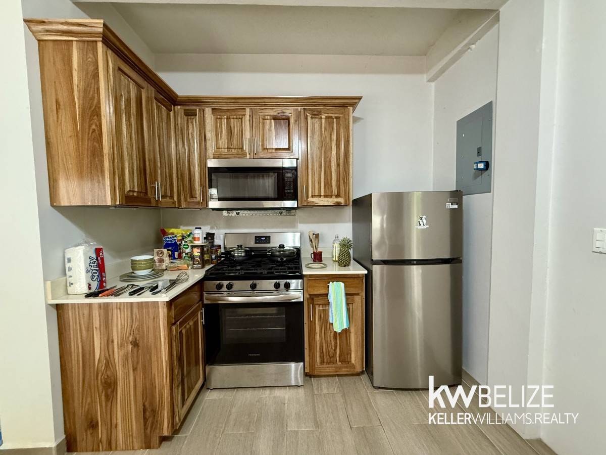 1152 Placencia Road Placencia Stann Creek District