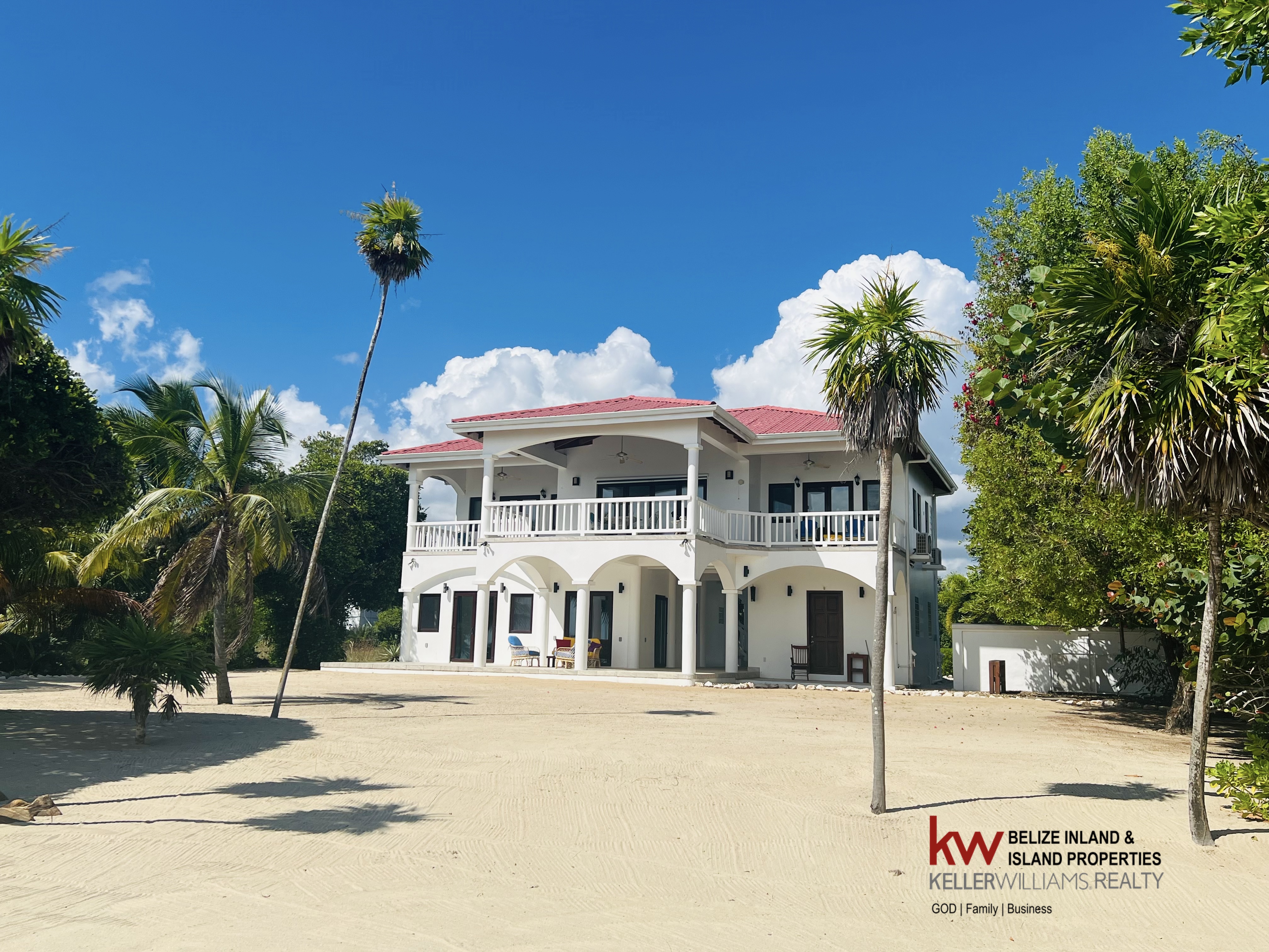 98 Placencia Rd #North Plantation Placencia Village Stann Creek District