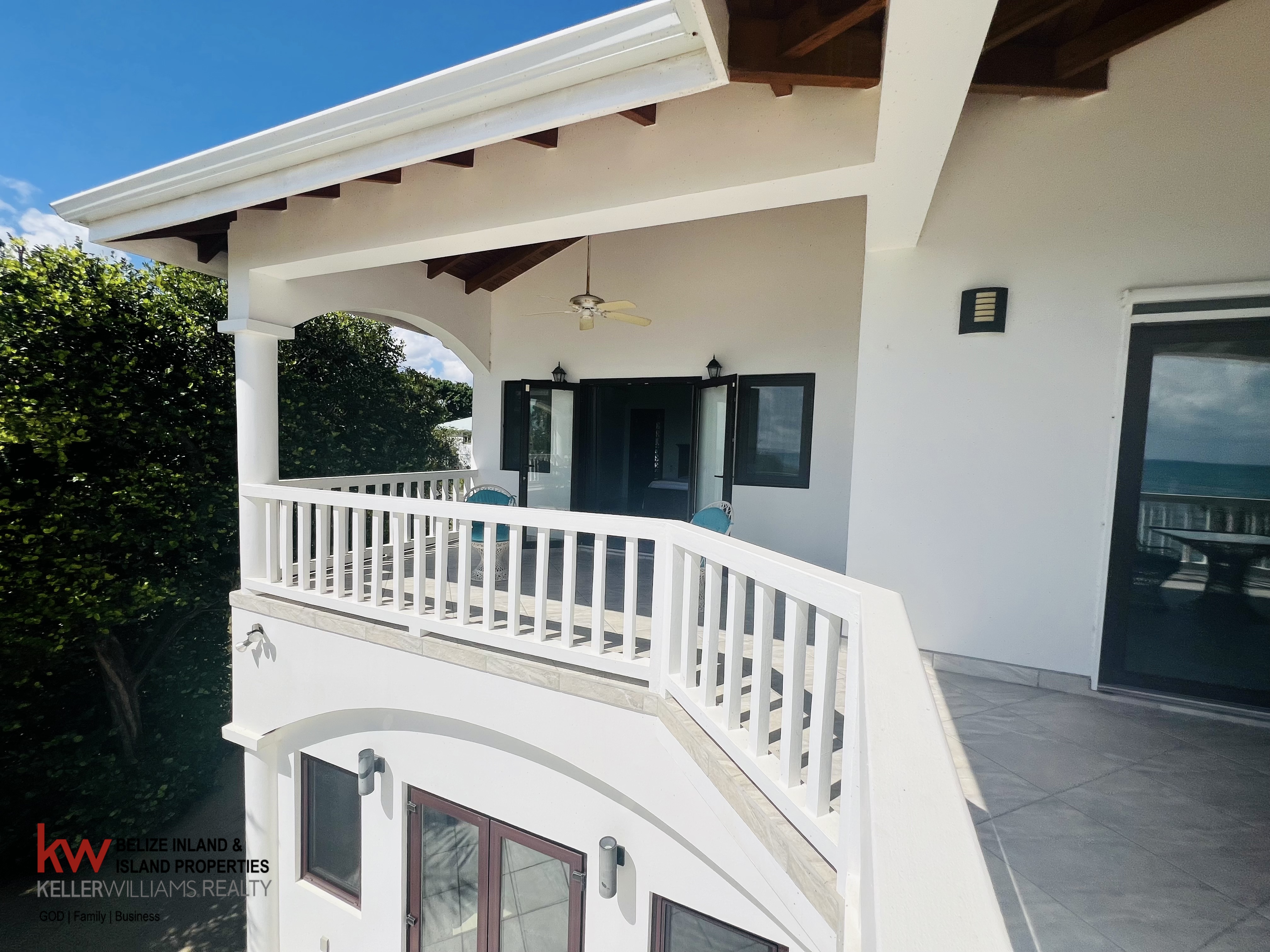 98 Placencia Rd #North Plantation Placencia Village Stann Creek District