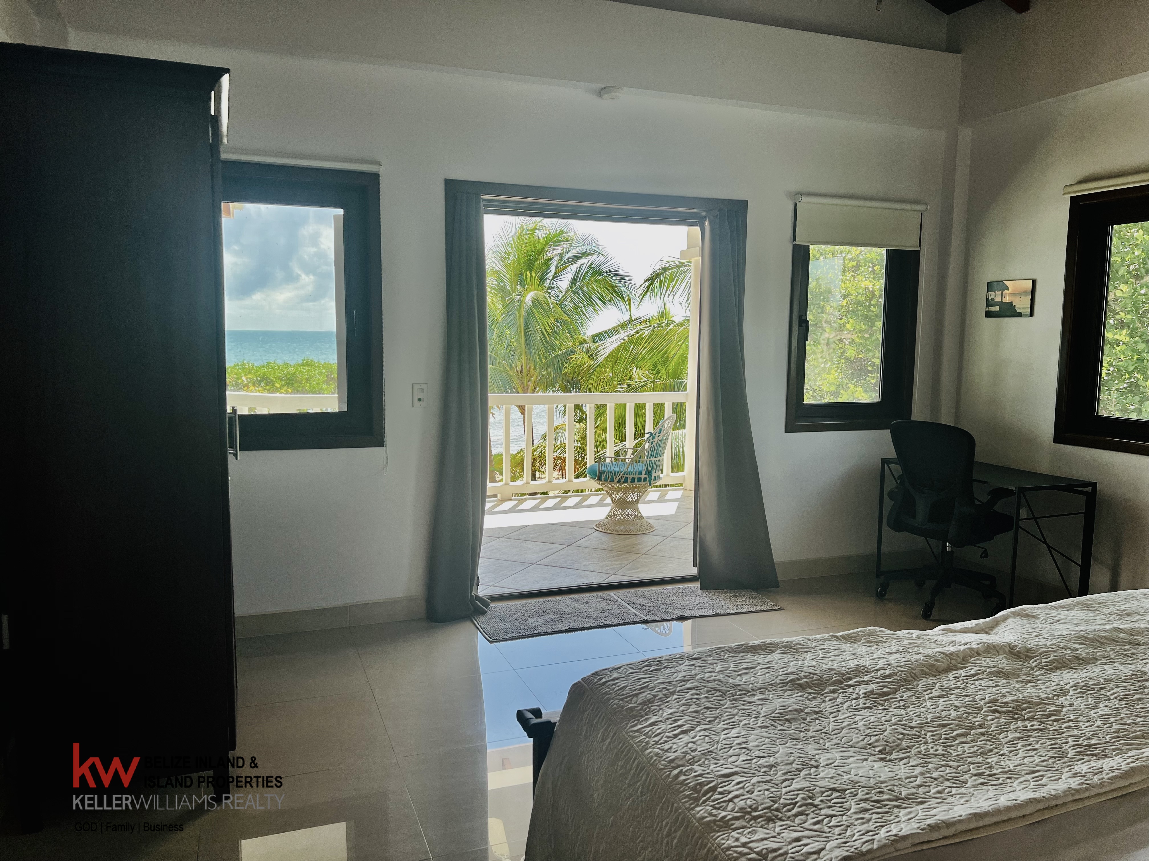 98 Placencia Rd #North Plantation Placencia Village Stann Creek District