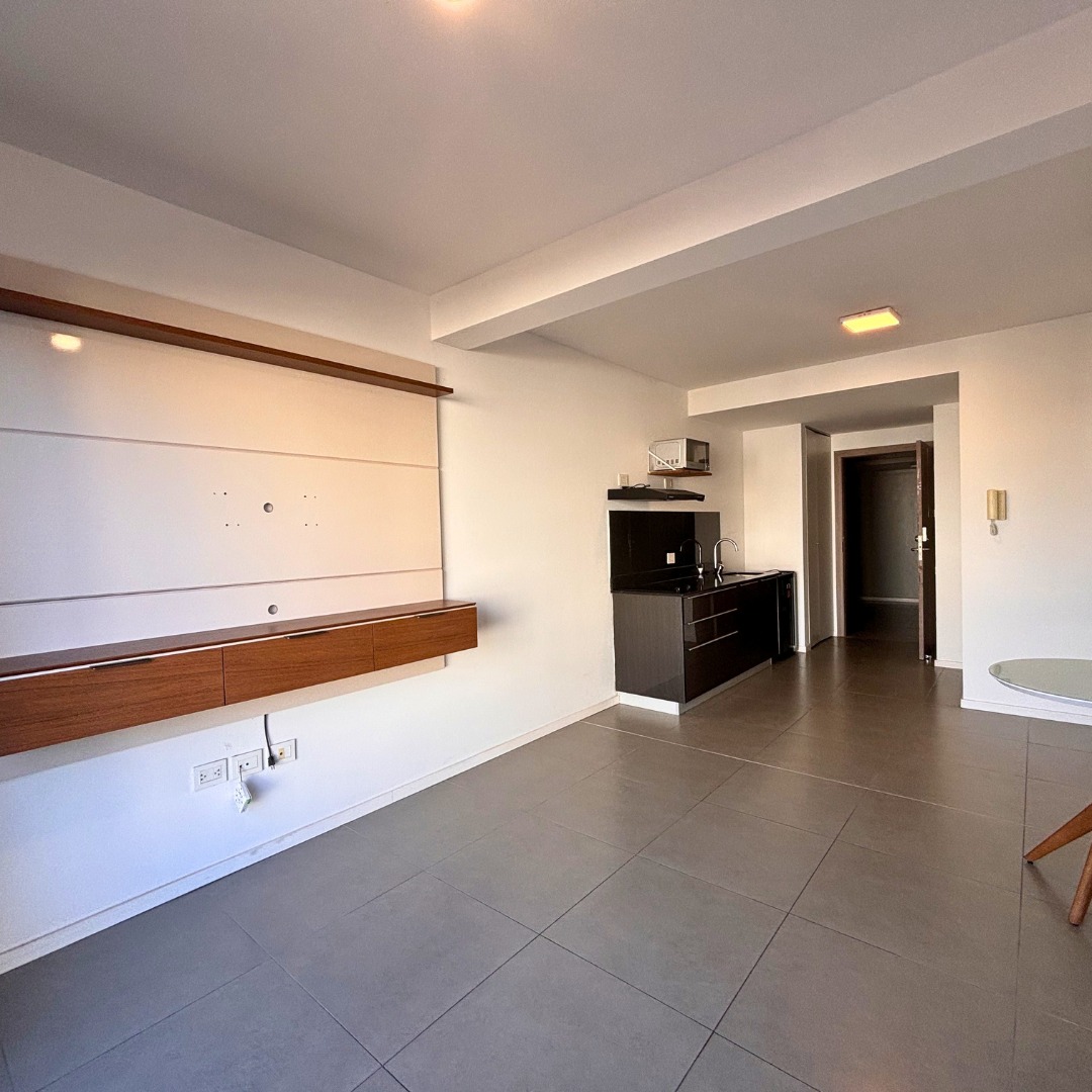 Foto 2 de En venta departamento de 1 dormitorio en Equipetrol