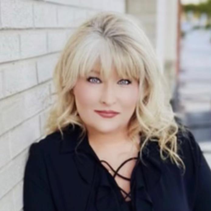 Katie Simmons at Keller Williams New Bern