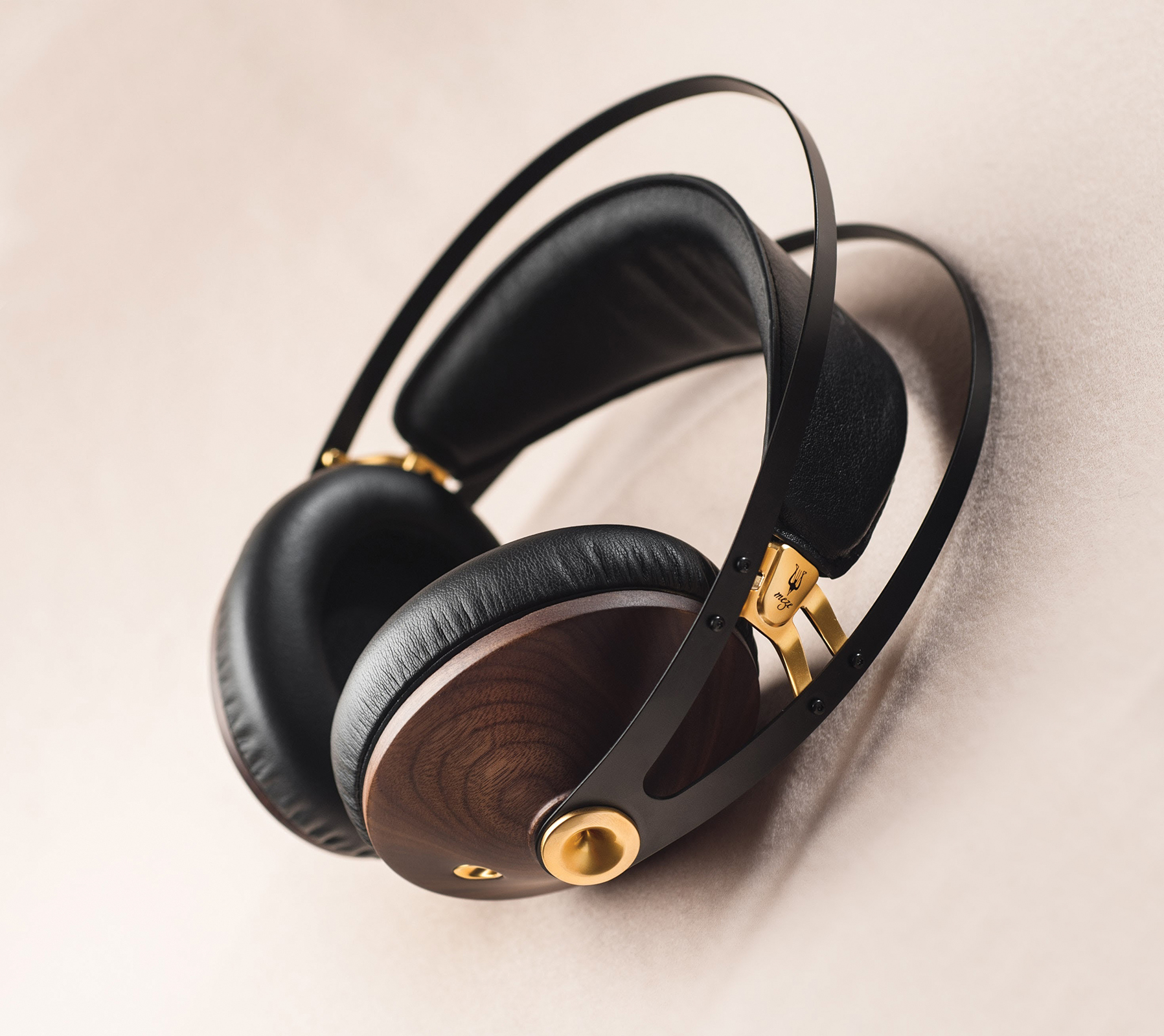 Meze Audio 99CLASSICS Walnut Gold | オーディオサブスク ONZO