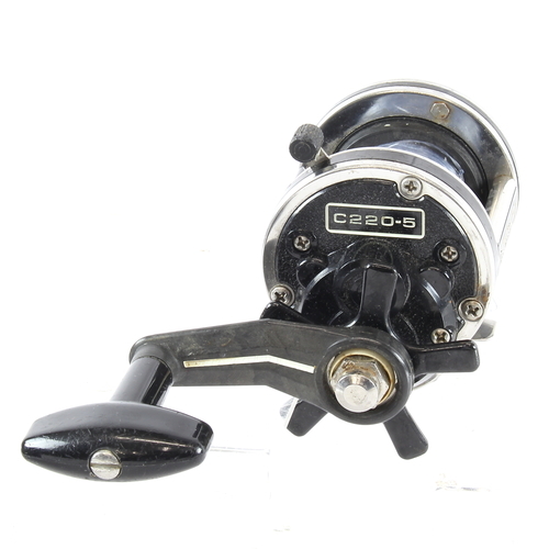 Newell C220-5 Graphite Ball Bearing Salt Water Fishing Reel