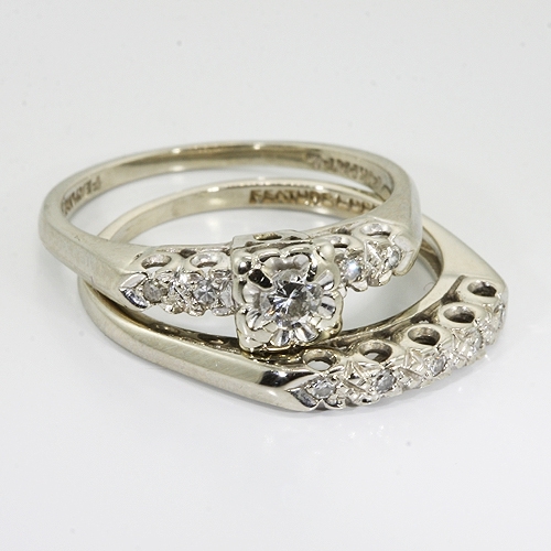 14K White Gold Diamond Vintage Wedding Ring Set