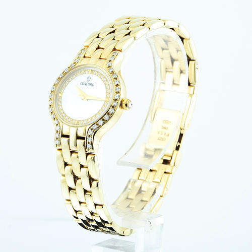 Concord 14K yellow gold Round Diamond Ladies Watch | Outofpawn.com