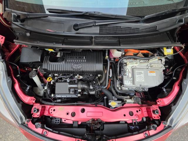 TOYOTA SIENTA (HYBRID) G NHP170