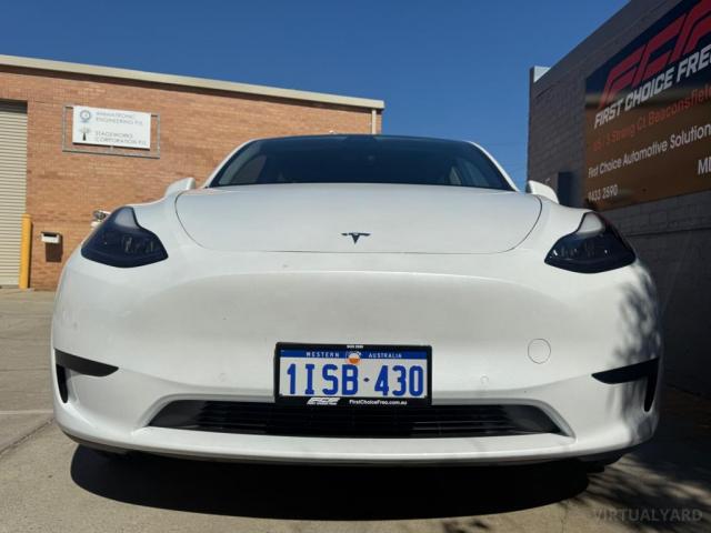 TESLA MODEL Y REAR-WHEEL DRIVE MY23