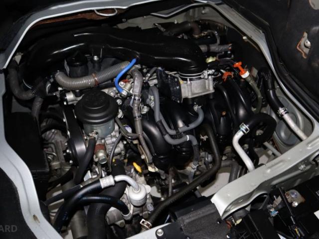 TOYOTA HIACE COMMUTER TRH224R MY06 2.7L