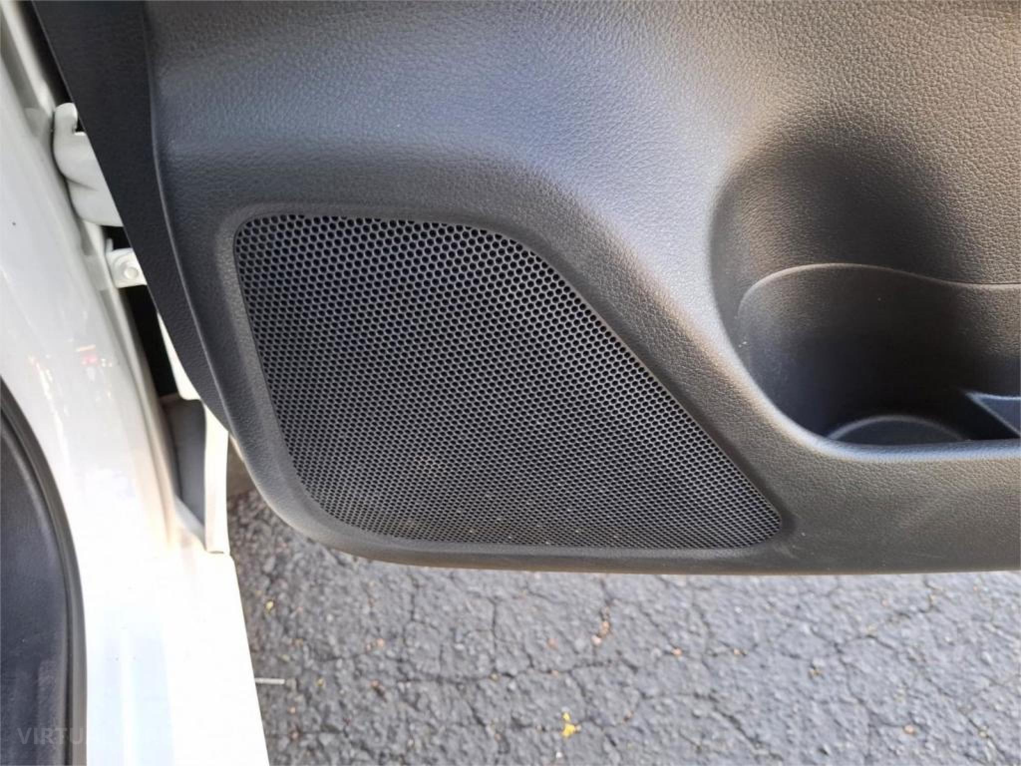 NISSAN NAVARA D23 S2 DX CAB CHASSIS SINGLE CAB 2DR MAN 6SP 4X2 1228KG 2.5I