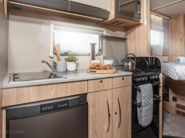 Auto-Trail Imala 730 Lo Line