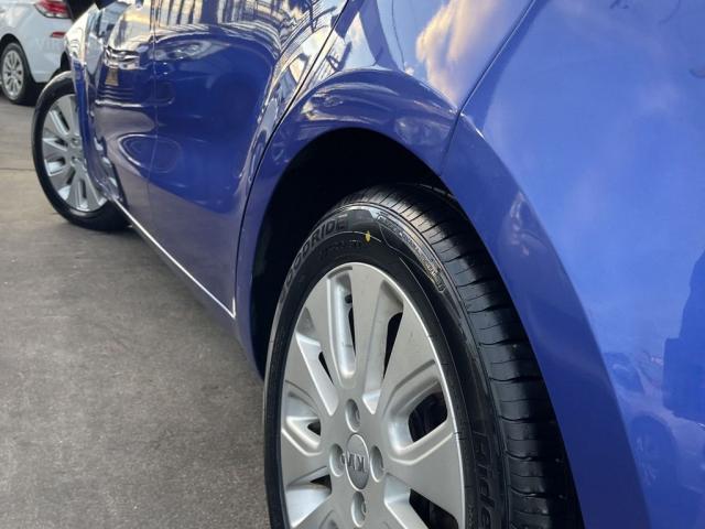 KIA RIO MY13 Si Automatic 5 Door Hatchback 1.6 Litre 4 Cylinder