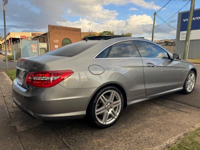 MERCEDES-BENZ E250 CGI AVANTGARDE 207