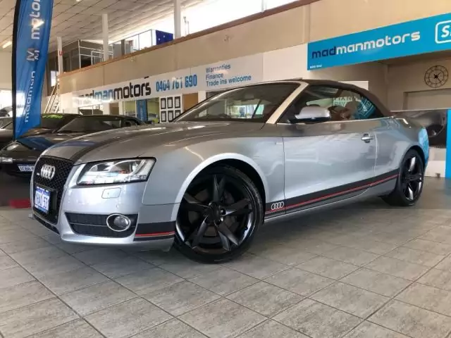 2009 Audi A5 8T Cabriolet 2dr S tronic 7sp quattro 3.2i MY10