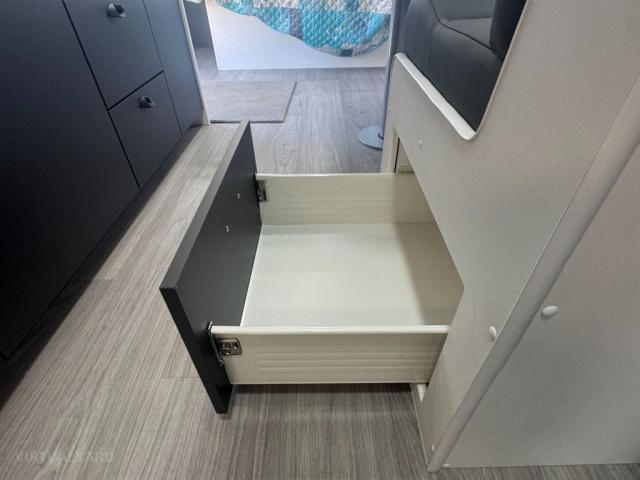 VISCOUNT V3 FAMILY TRIPLE BUNK