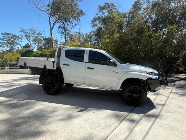 MITSUBISHI TRITON MR MY19 GLX CAB CHASSIS DOUBLE CAB 4DR MAN 6SP 4X4 1093KG 2.4DT